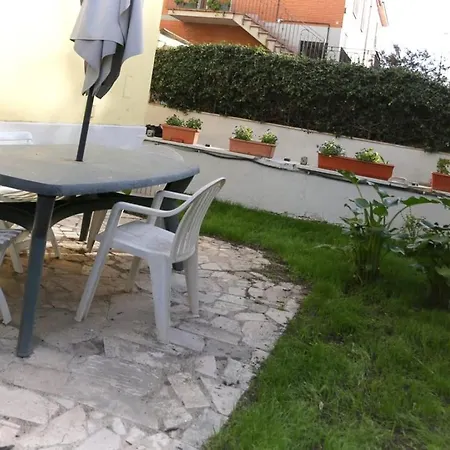 House 27 Daire Fiumicino